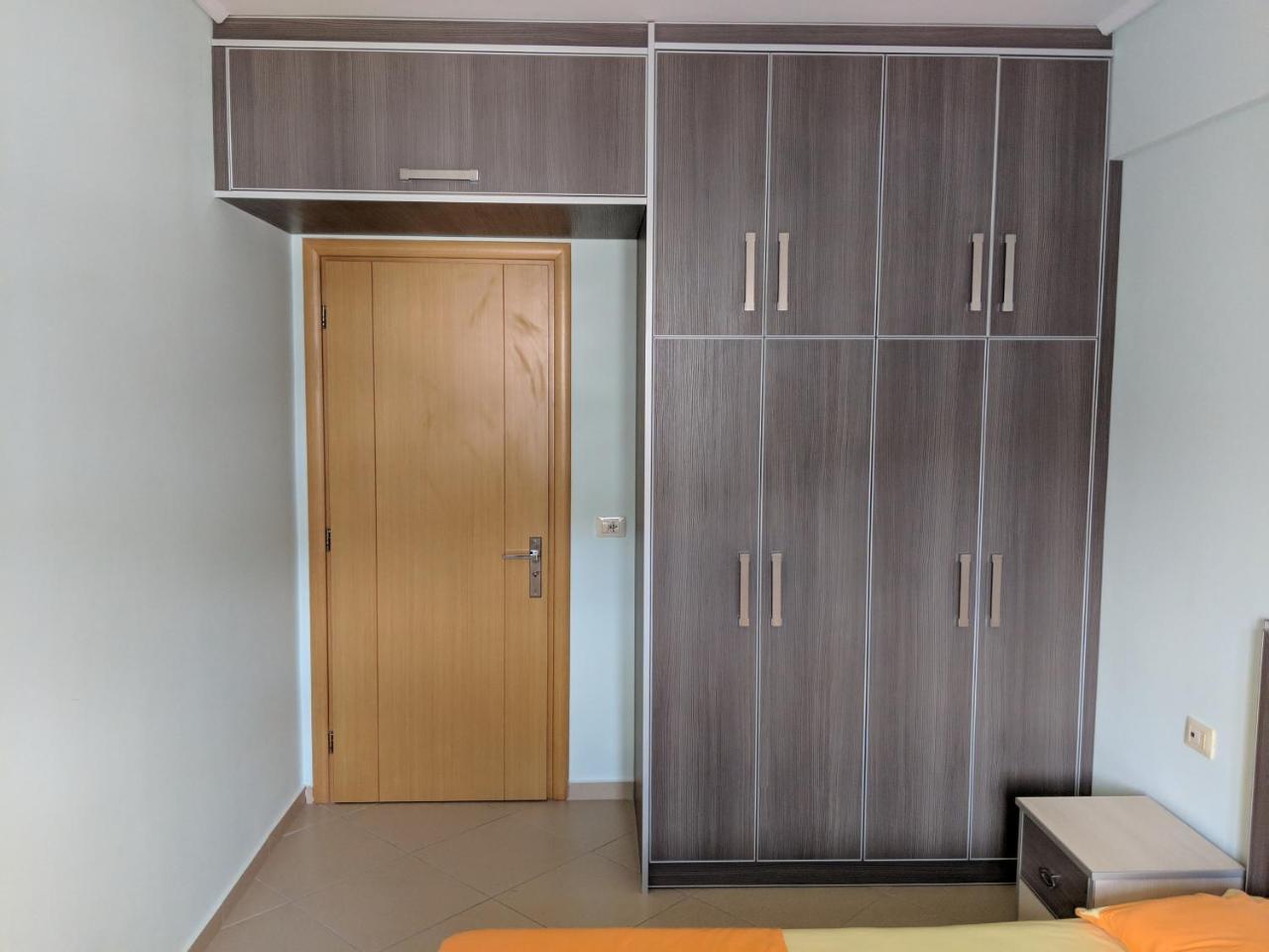 Seafront Apartment Sarandë エクステリア 写真