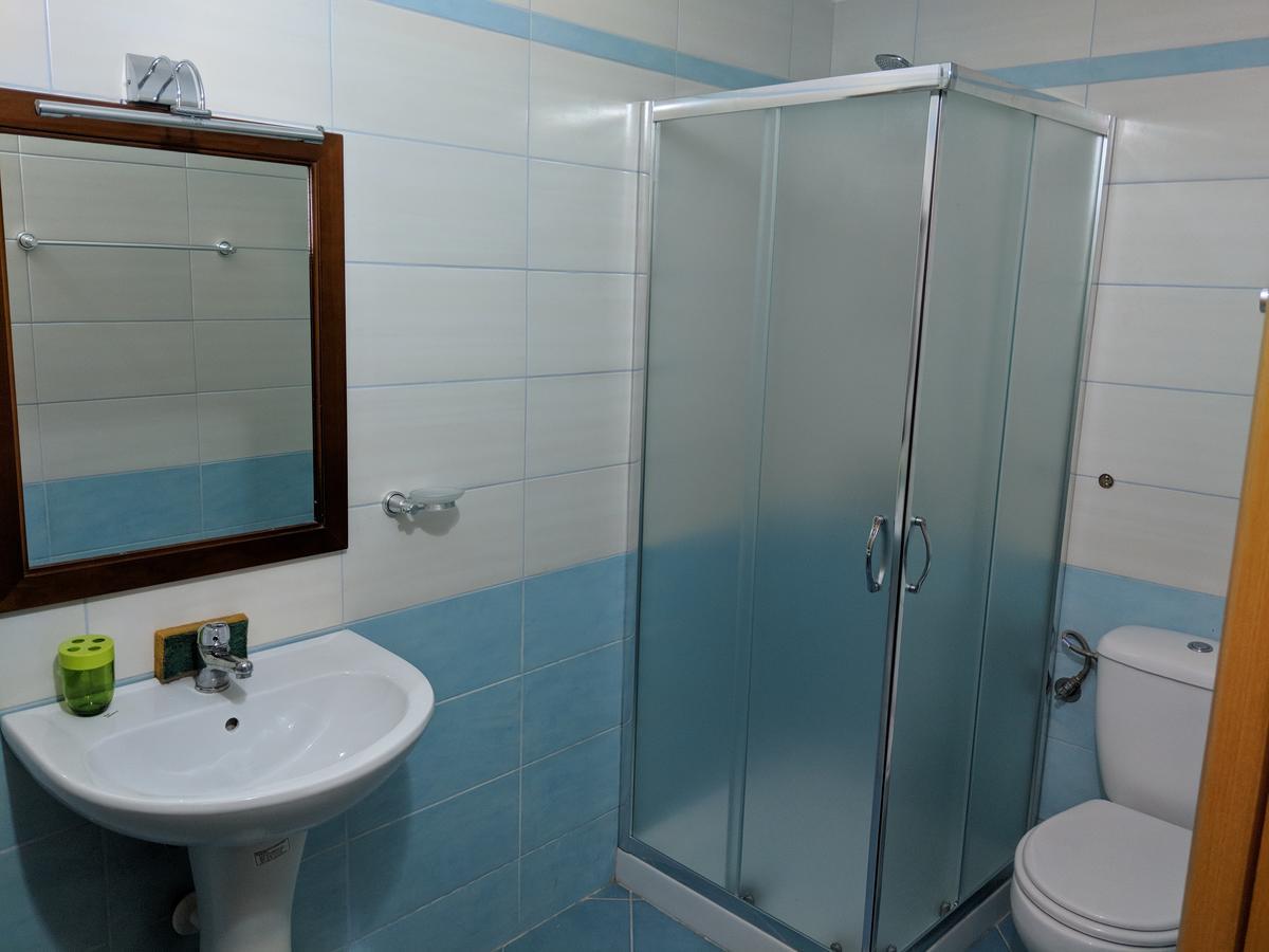 Seafront Apartment Sarandë エクステリア 写真