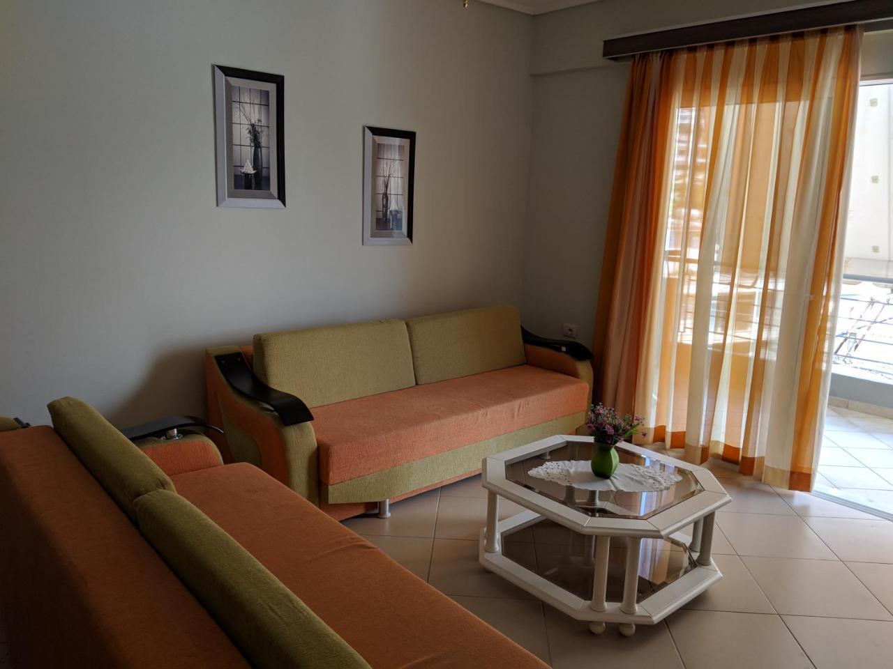 Seafront Apartment Sarandë エクステリア 写真